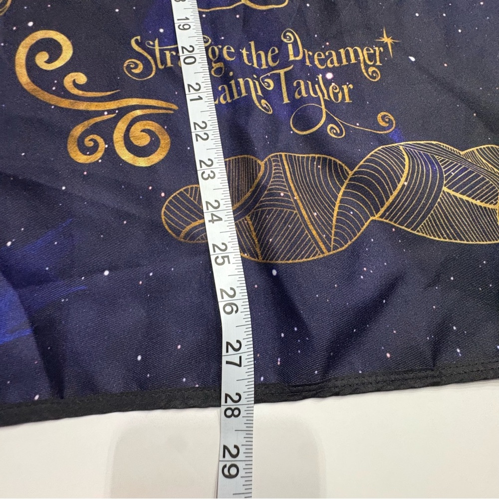 Fairyloot Apron - Strange the Dreamer - Picture 2 of 6
